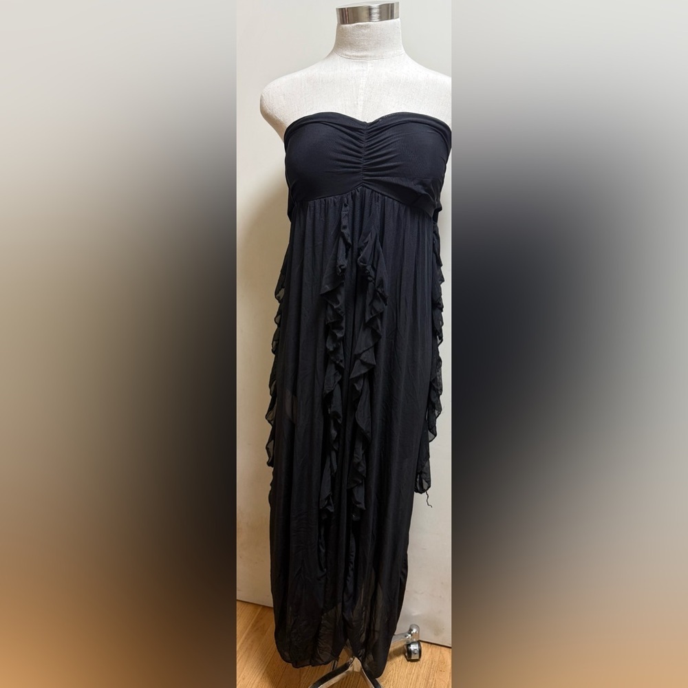 Black Flowy Strapless Maxi Dress. Size Small.